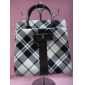 Wholesale Fashion 2010 lady's handbags black and white pvc leather 9c4n04