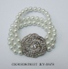 2011 fashion pearl bangle