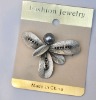 fashion brooch pins