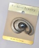 fashion alloy brooch
