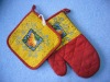 oven mitt and potholder