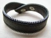 kzb04 Zipper Leather Wristband