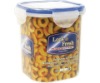 Plastic storage container