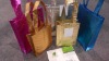 Wholesale gold and silver Non-Woven shopping Bag with PP lamination