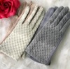 Wholesale Acrylic/Shetland wool/Lambswool jacquard knitted winter fashion glove