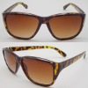 2011 newest designer women plastic sun glasses D12111047