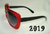 Wholesale fashion plastic sunglases