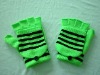 fingerless gloves