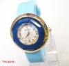 Wholesale 2011 new fashion sports silicone watch