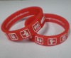 embossed silicone bracelet/fashion silicone bracelet
