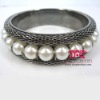 Wholesale 2011 fashion pearl bangles