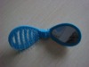 pocket mirror with comb
