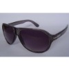 Wholesale Sunglasses for men and women, in latest styles and medium to high qualities