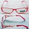 women reading glasses