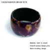 ladies resin bracelet