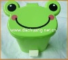 2011 new design plastic dusbin