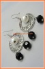 Wholesale Charm earring dangle 1 Pearl Centered and 2 Acrylic Bead Around