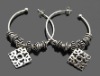 Charm earring-E01991
