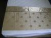 Wholesale 100% Polyester hotel Bed Runner and bed spread