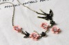 Wholesale mid-size size copper alloy rose flower and bird shape fashion pendant elegant necklace