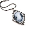Wholesale Queen classical pendant necklace