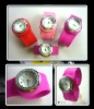 2011 fashion and cheap silicone watch