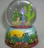 Wholesale (souvenir) resin Christmas snow globe