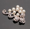 Wholesale flower shape alloy rhinestones pearls pin costume brooch jewelry