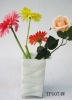 Wholesale TABLEWAR HOME DECOR FLOWER SHOP PLANT GROWER -White Square shaped Glass Vase